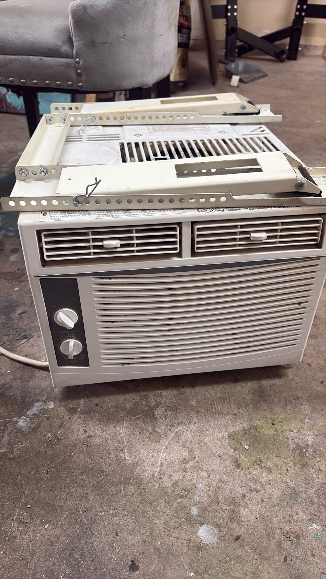 Window AC Unit With Stand