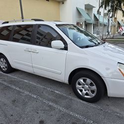 Kia Sedona 2010 Sale