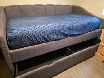 Bed/ sofa $120 obo