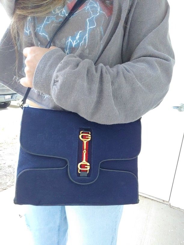 Authentic Vintage Gucci GG Monogram Supreme Sherry Web Horsebit Convertible Clutch Shoulder Bag