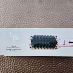 Lange Hairbrush Straightner. Gently Used. Like New