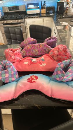 Girls floats  10