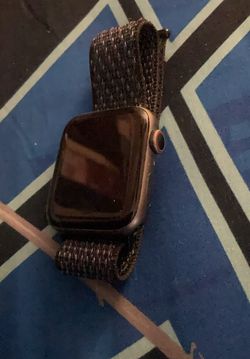 Locked series 6 Apple Watch