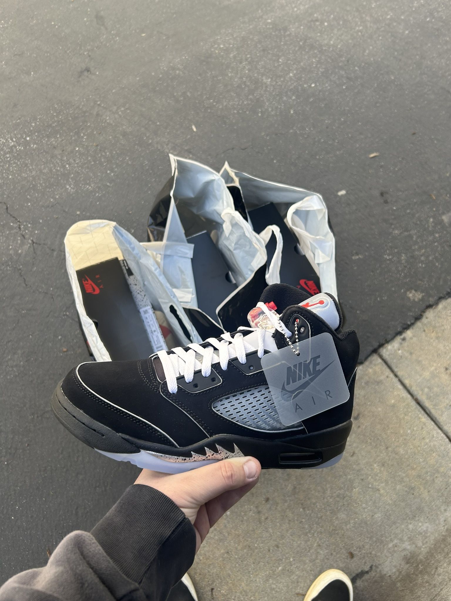 Jordan Retro GS “Black Metallic Reimagined”