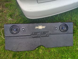 Custom box built for 84 elcamino has brand new sound stream mids also tweets