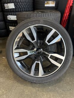 GMC Chevy Wheels 22” with tires