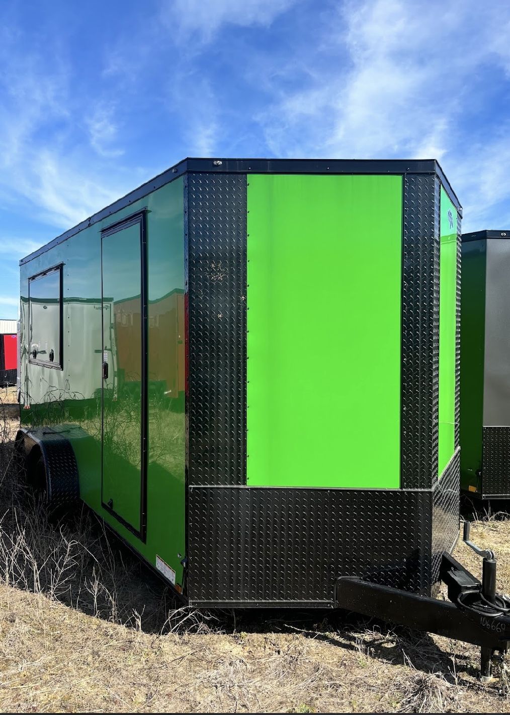 2025 Electric Green 8.5x22 cargo✅