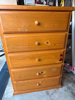 Dresser 5 Drawer