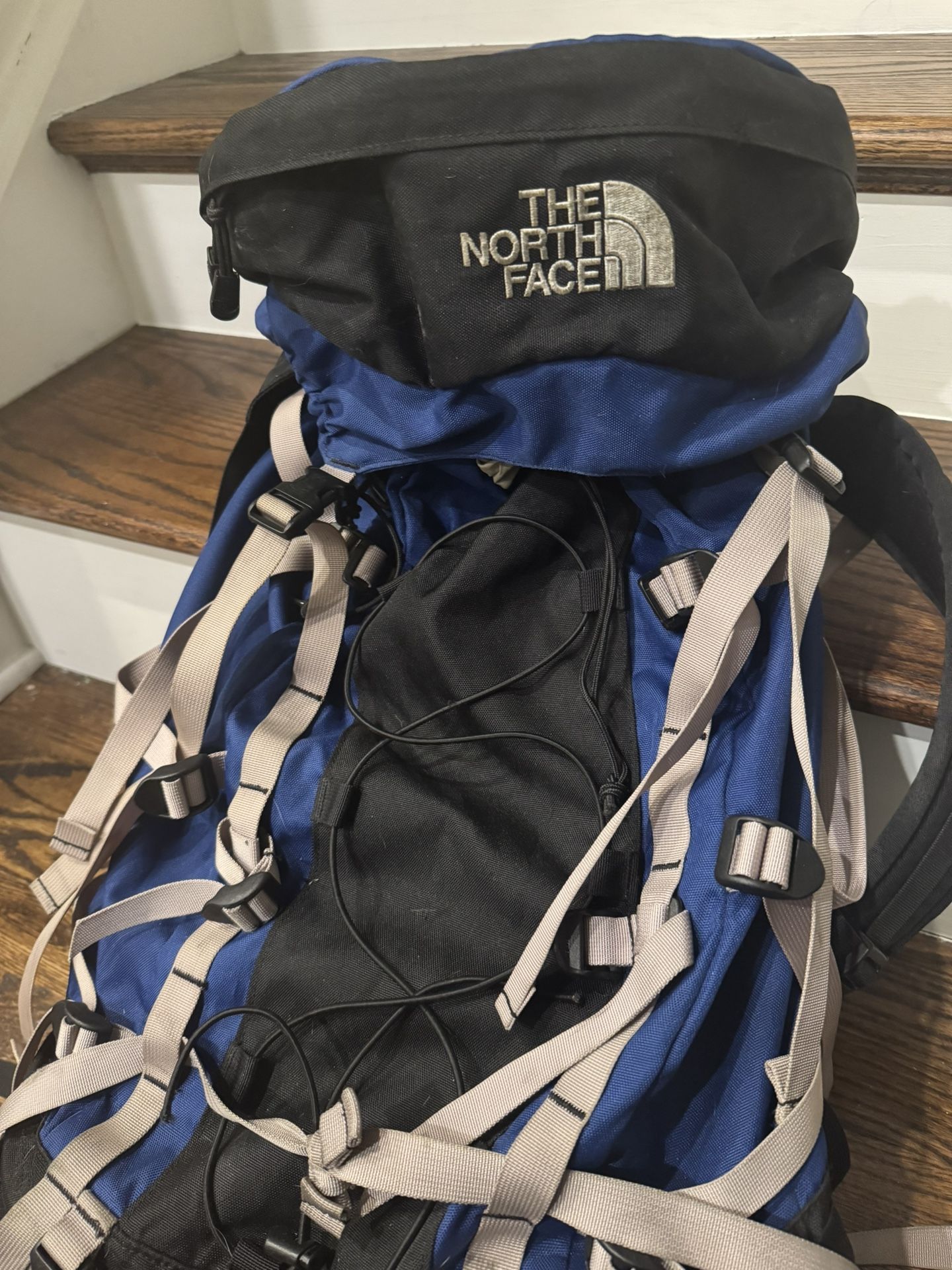 Northface 60l Travelled Backpack