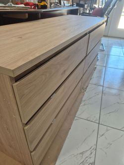 Double dresser