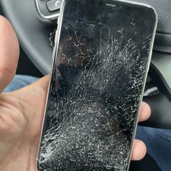 iPhone/iPad/Macbook Repair | Pickup & Drop-off