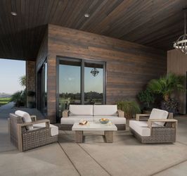 SunVilla Theo 4-Piece Patio Seating Set. New in a box MSRP $2.299 Our price $1.299