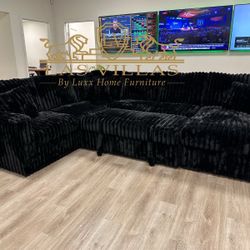 New Furniture Sonic Black Sectional With Pull-Out Bed 