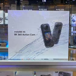 Insta360 X5 Essential Bundle