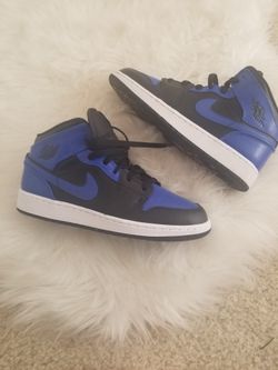 Jordan 1 Blue Black Mid -size 6.5