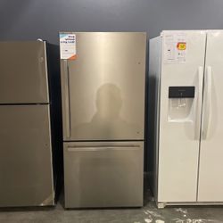 Hisense Bottom Freezer Refrigerator‼️‼️