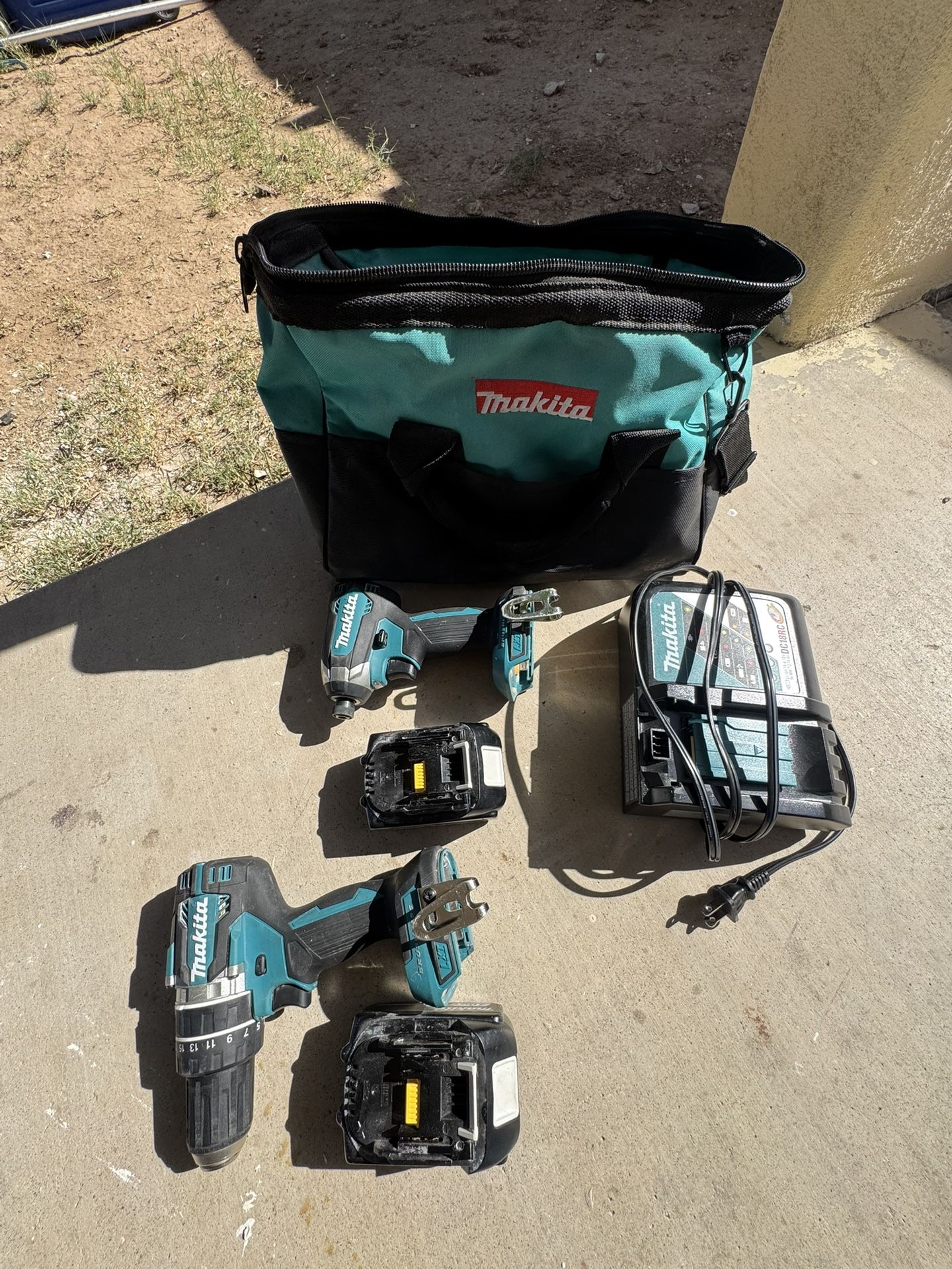 Makita Drill Set