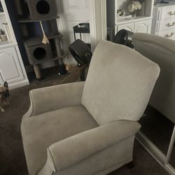 Recliner Chair