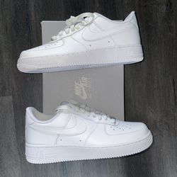 Nike Air Force 1 ‘07 Low White Size 8.5 & 9.5