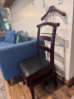 Mahogany Wood Valet Chair with Suit Stand