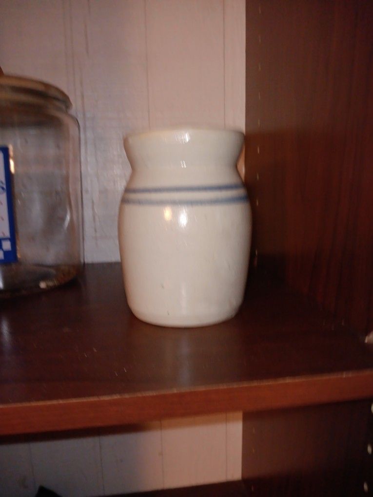 Small Churn Style Jug