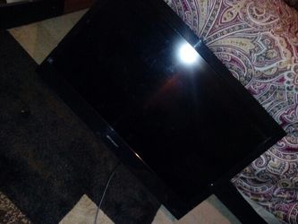 Used 32 inch tv 75 obo