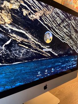 iMac i7 16GB 4.2GHz SSD 2TB 2017 Apple 27" 5K Fusion Near MT 8GB GPU