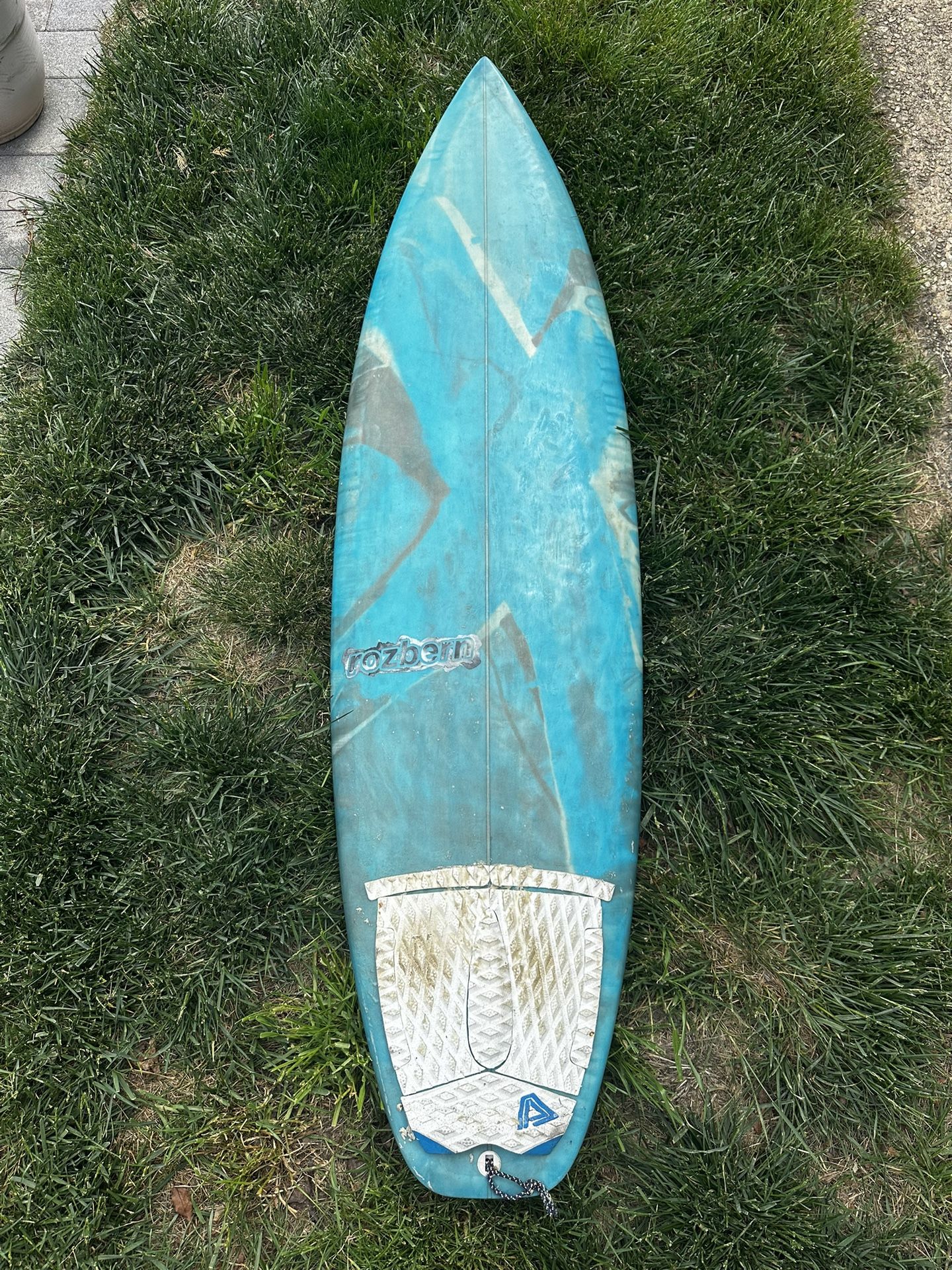 Surfboard - 5’10” Rozbern