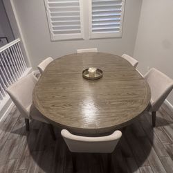 Jerome’s Oval / Round Adjustable Dining Table