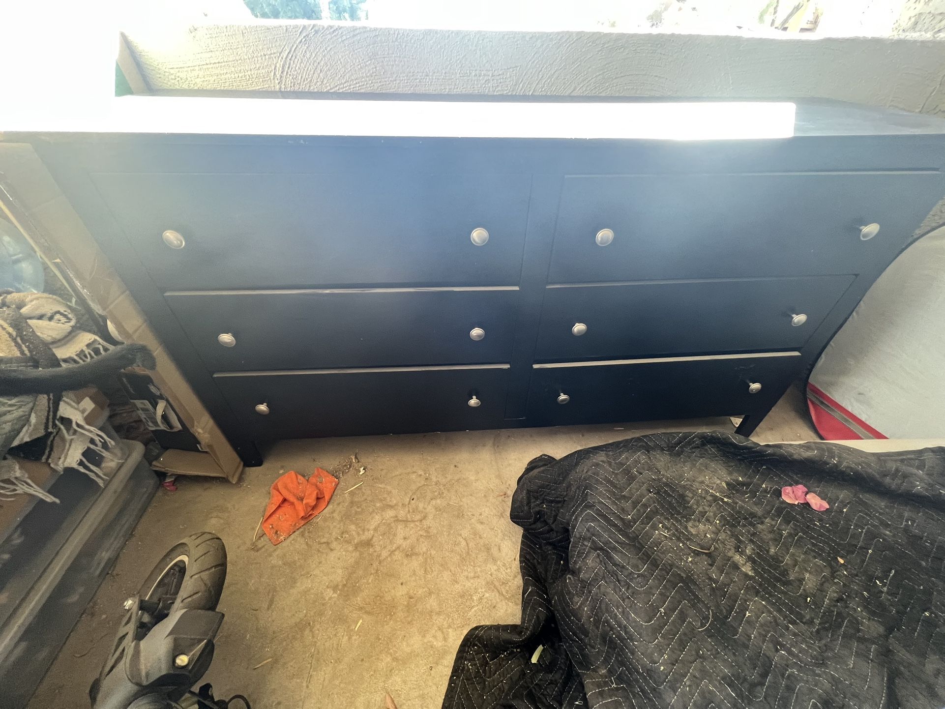 6 Drawer Dresser (pending Pickup) for Sale in Phoenix, AZ OfferUp