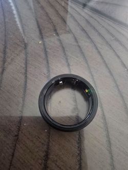 Samsung Galaxy Ring – Titanium Black (Size 11)
Model: SM-Q501NZKAXAR | Includes Charging Case