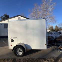 American Hauler Trailer 5x8x6 2022 Nearly New.