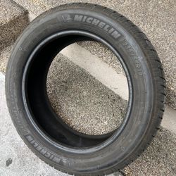 235/55/19 Used Michelin Tire 80% 235/55r19 Llanta Usada Michelin 80% De Vida 