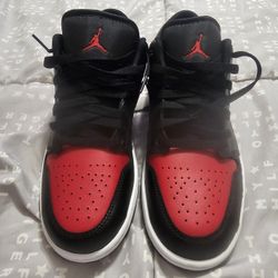 Air Jordan 1 Low