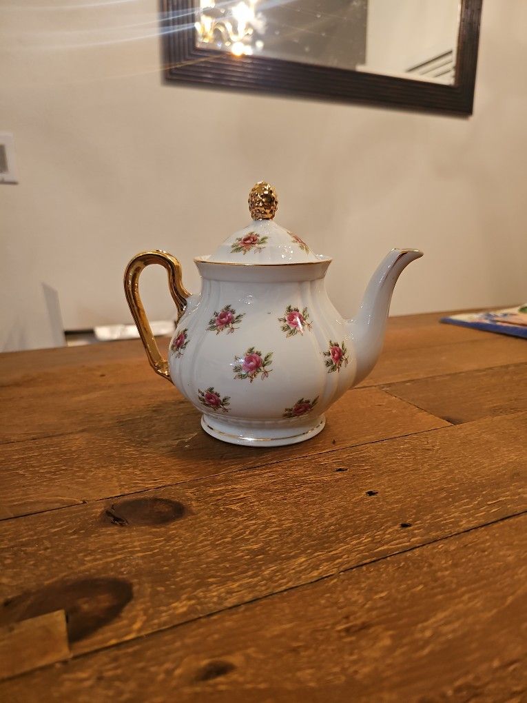 Teapot