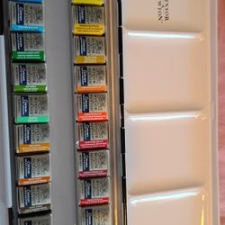 Winsor &Newton
