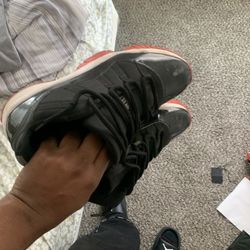 Jorden Retro 11s Size 11 Needs to be cleaned 