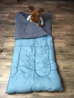 Great Condition Blue Sleeping Bag - Single - Warm and Fluffy! Bright Blue