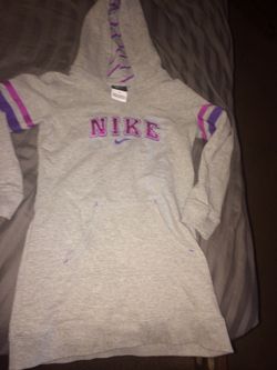 Size 6x Nike dress .. Rialto