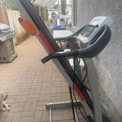 Treadmill 