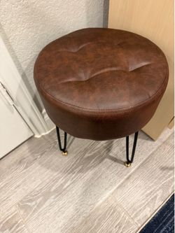 Leather stool only for 10$