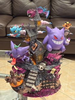 Pokémon Ghost Type Haunted House Statue 31cm