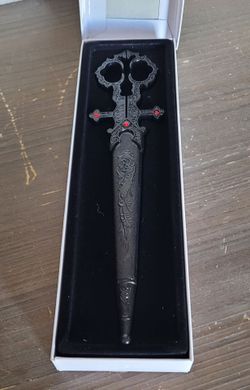 New Black W Red Rhinestone Renaissance Midevil Scissors 10"