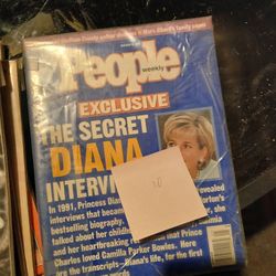 8 Princess Diana Magazines 