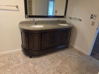 Bathroom sink
