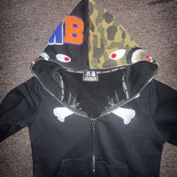  BAPE HOODIE EXCLUSIVE 