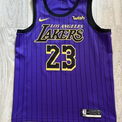 Nike LeBron Jersey Size Large 
