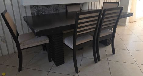 6 seated table