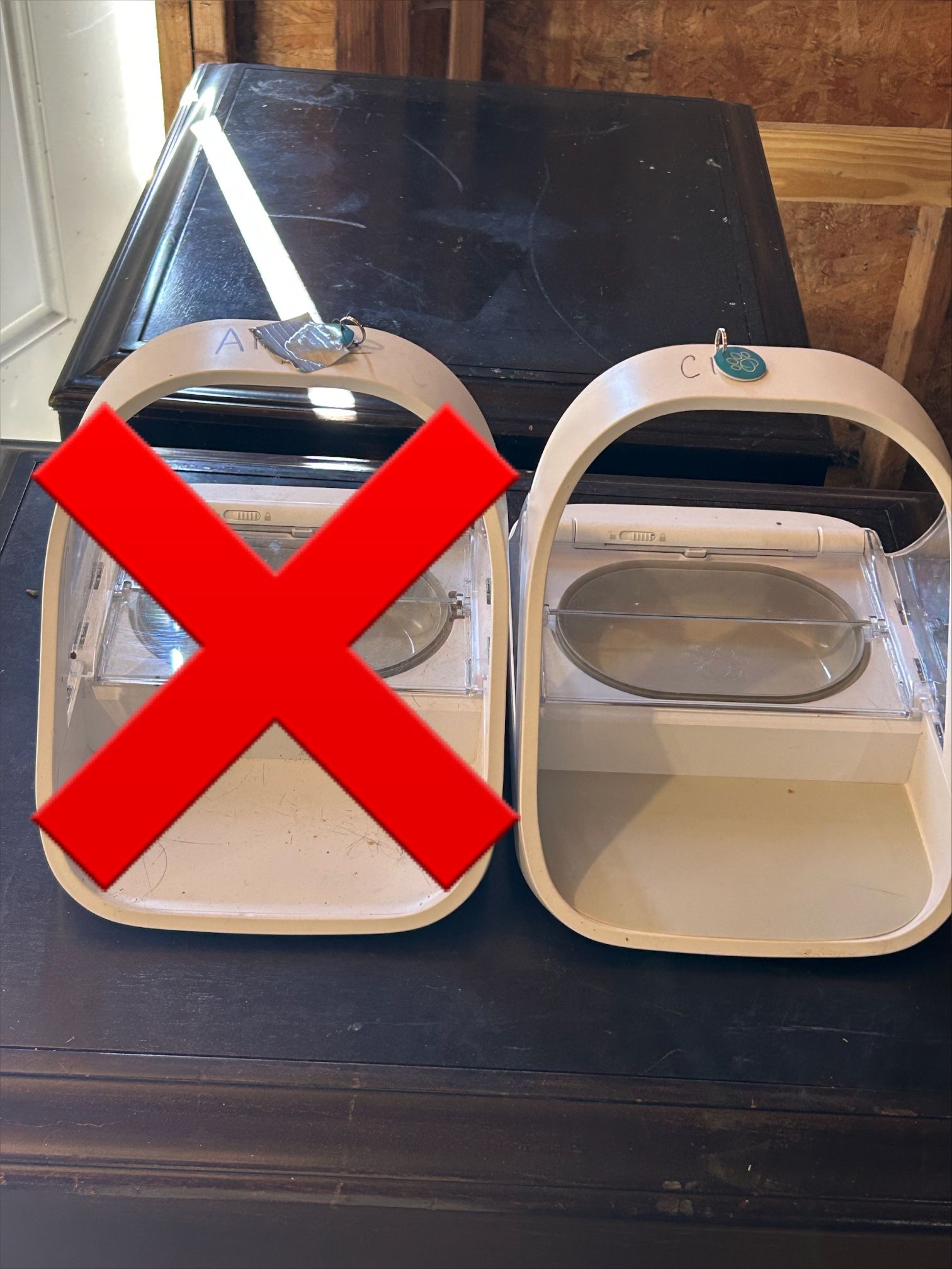 Single Surefeed Microchip Feeder