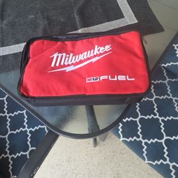 Milwauke M12 Fuel